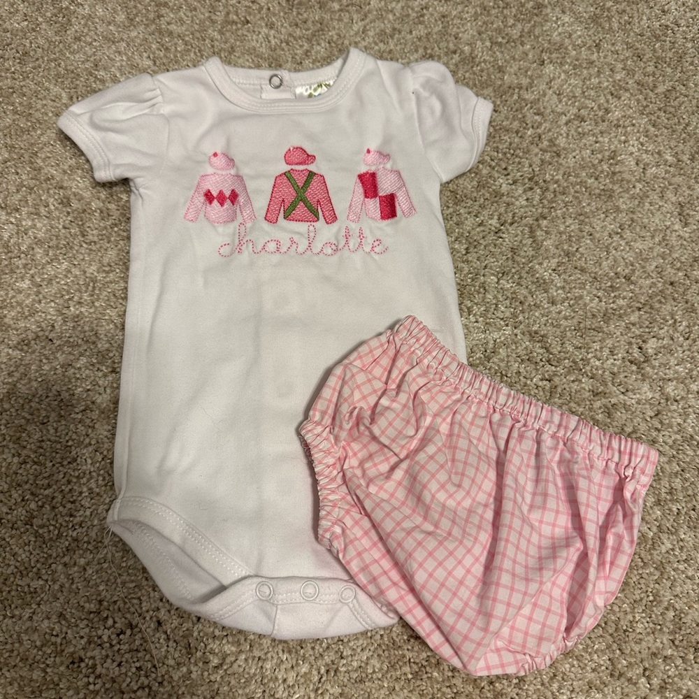 “Charlotte” Jockey Silk Embroidered Set